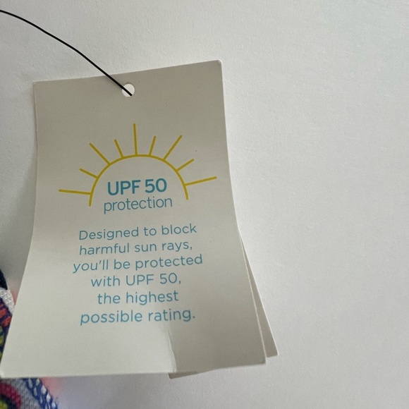 T BY TALBOT. SIZE MP. FLORAL PATTERNED SKORTS. - Picture 10 of 13